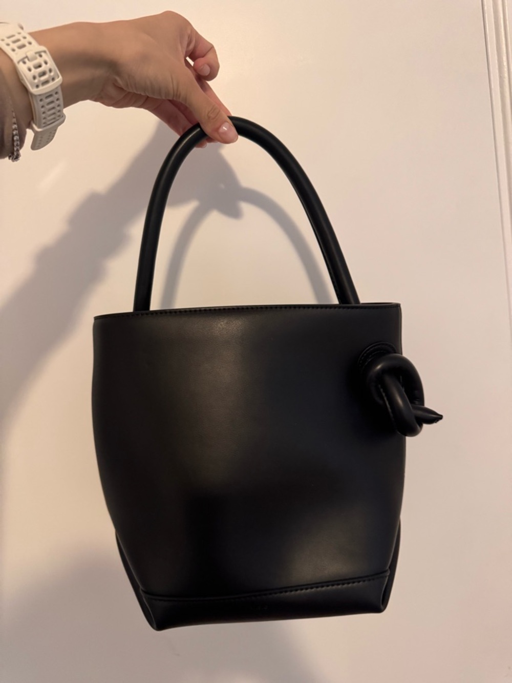 Vasic black Bucket Handbag